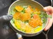 Assiette carpaccio boutargue Memmi, roquette, citron caviar en assaisonnement
